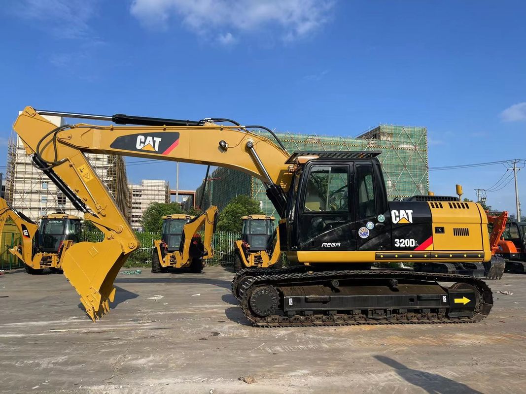 حفرة CAT 320DL المستعملة لعام 2020 حفرة CAT 320 ذات المحرك الديزل 20 طن