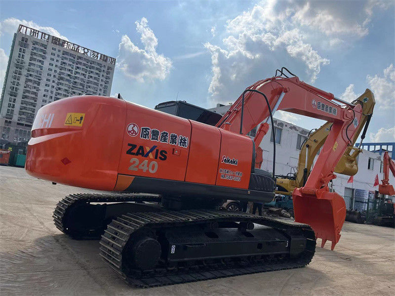 حفرة هيتاشي ZX240 الأصلية مستعملة اليابان حفرة 24 طن الحفرة المتوسطة