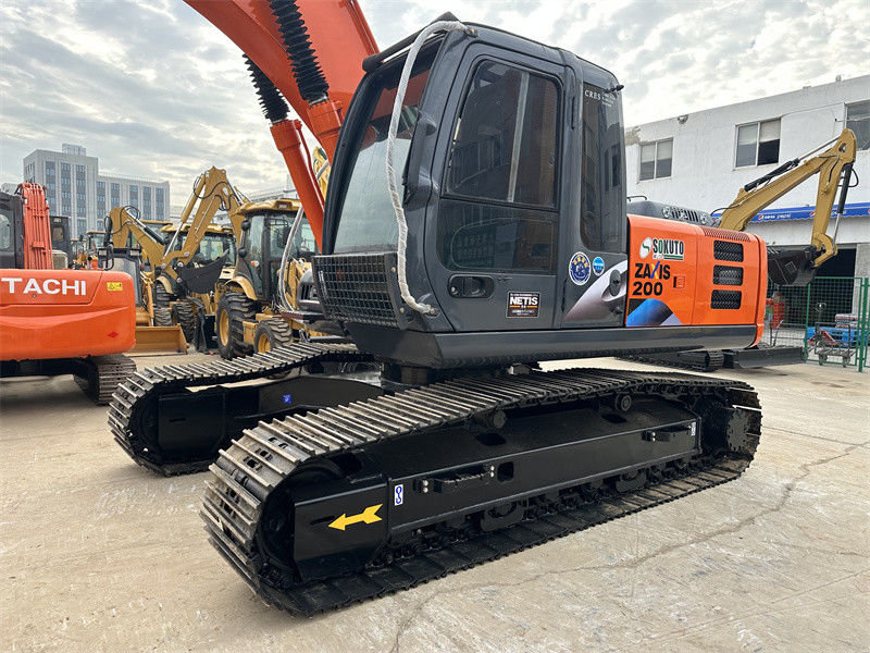 حفرة هيتاشي ZX200LC المستخدمة اليابان أصل حفرة هيتاشي Zx200 20 طن المستخدمة