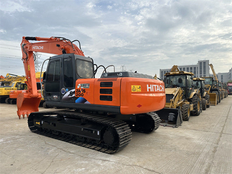 حفرة هيتاشي ZX200LC المستخدمة اليابان أصل حفرة هيتاشي Zx200 20 طن المستخدمة