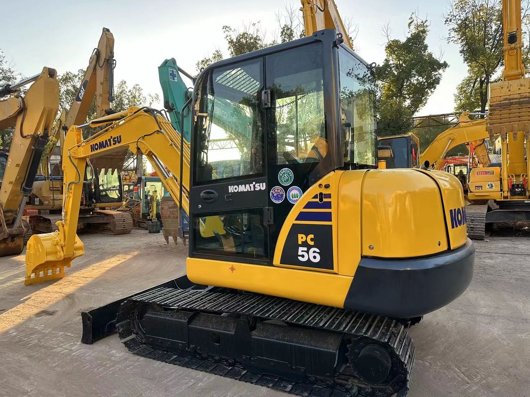 كوماتسو PC56-7 حفرة صغيرة مستعملة حفرة كوماتسو 5 طن في حالة جيدة