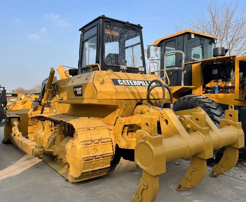 كاتربيلر D7G كراولر جرار طرّاح جيد الحالة مع شفرة وممزق
