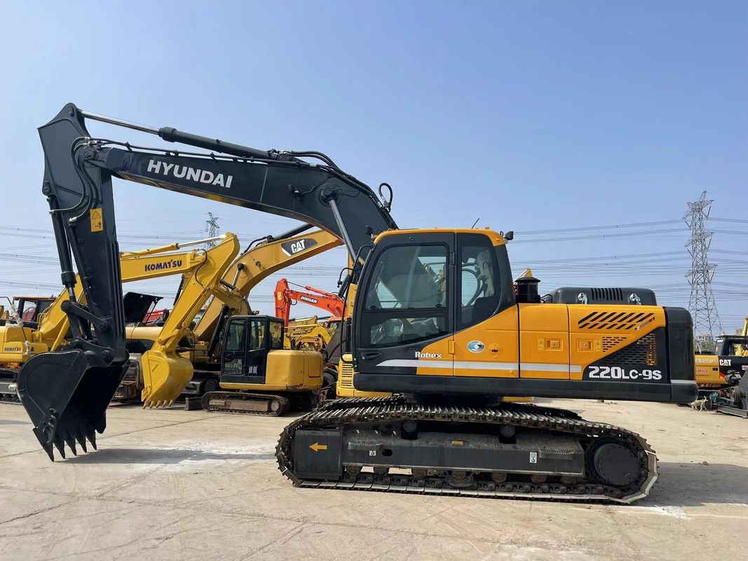 حفرة هيونداي 220LC-9S حفرة ذات حجم كبير 22 طن