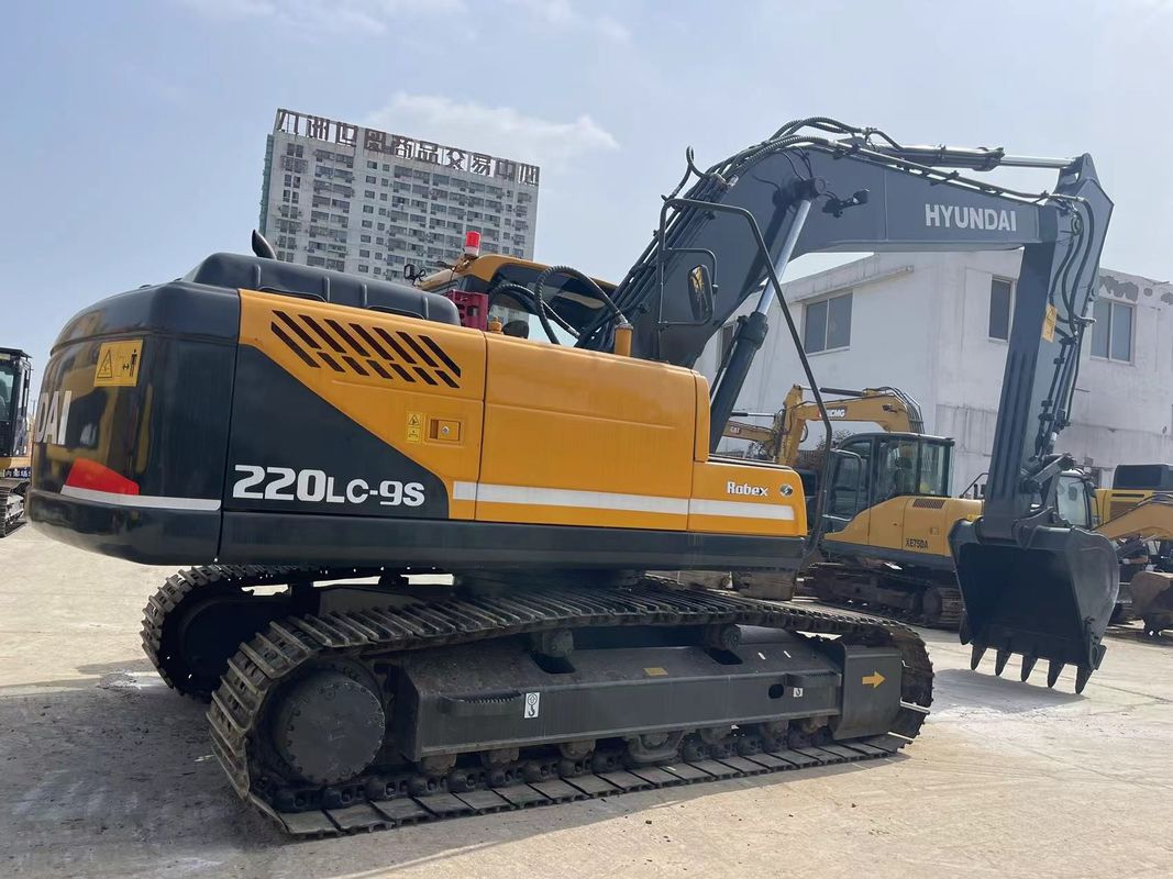 حفرة هيونداي 220LC-9S حفرة ذات حجم كبير 22 طن