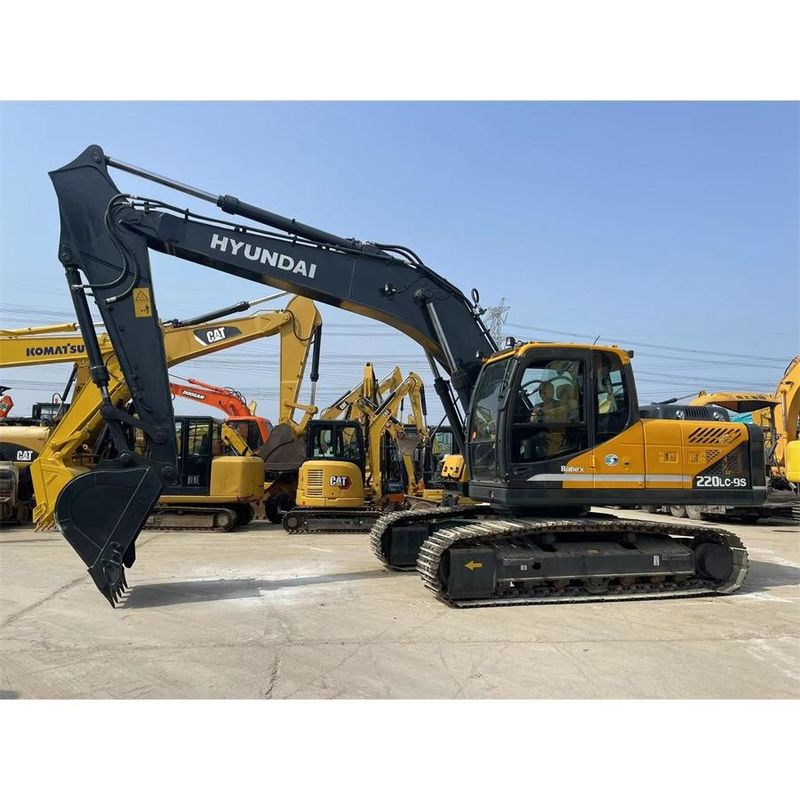 الحفرة الثقيلة هيونداي R220 9S القياس العام 9.55m*2.99m*3.08m