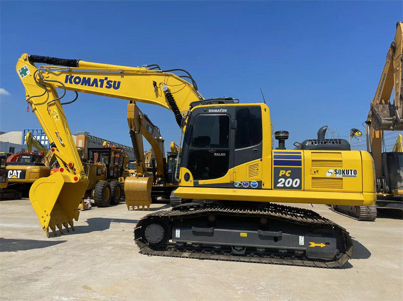 حفرة اليابان المستخدمة الرخيصة كوماتسو PC200-8 حفرة الزحف مع 800 مم المسار