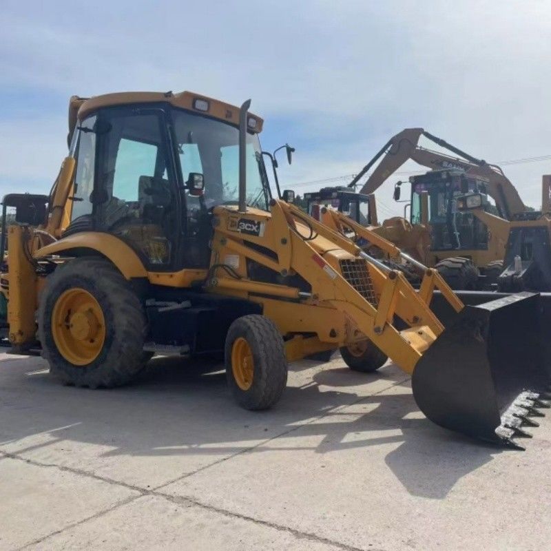الطلاء الأصلي JCB 3CX محمول الحفر الخلفي 4 عجلات محرك للحفر والتحميل