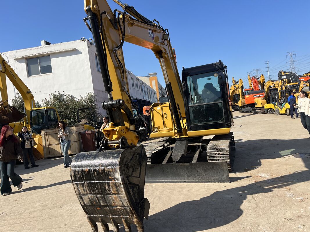 حفرة صغيرة بحالة جيدة حفرة Caterpillar 308E2 8 طن للبيع