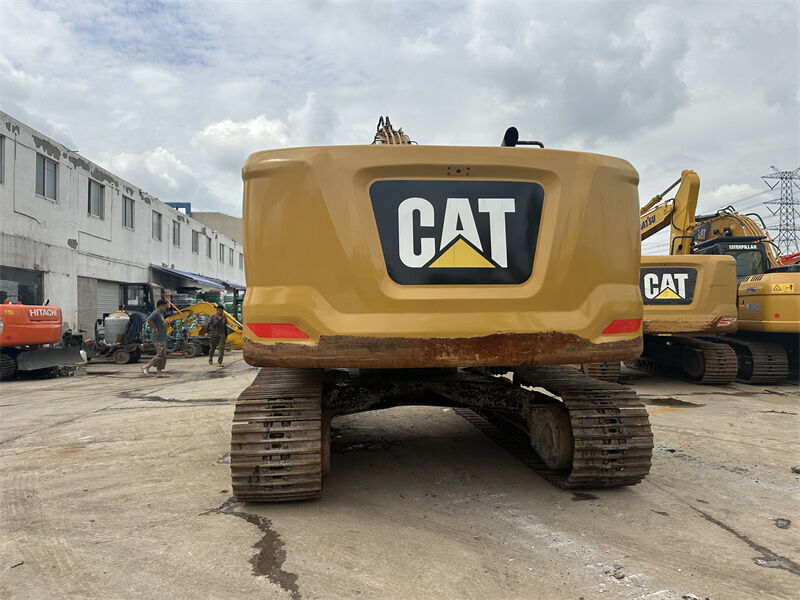 الحفرة Caterpillar 320 المستخدمة مع قوة حفر قوية لعمل التربة والبناء