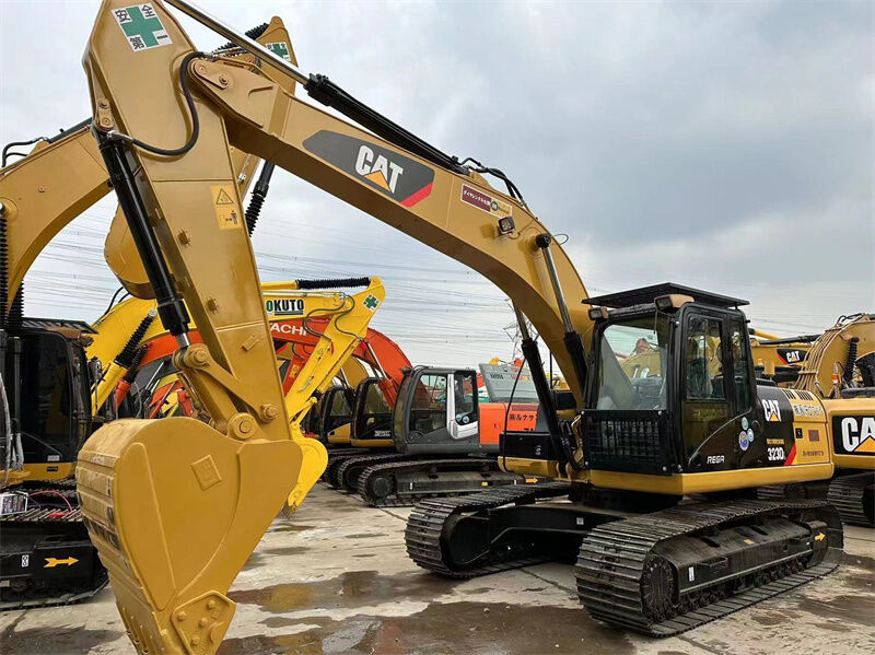 الحفارة Caterpillar المستخدمة Cat 320DL آلة متوسطة الحجم مصممة لفترات طويلة منخفضة من وقت التوقف وفي ظروف عمل مختلفة