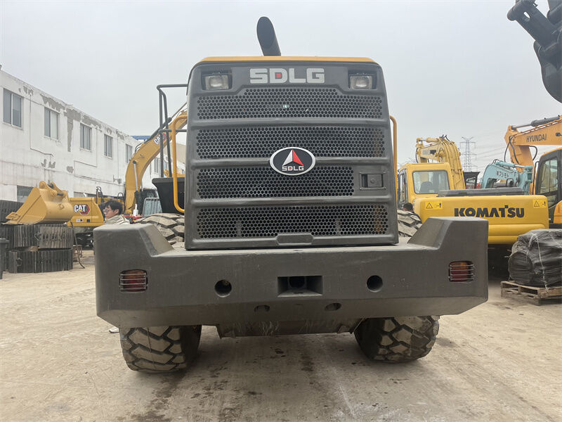 حالة جيدة SDLG L958F محمول عجلات مستعملة مع 178 كيلوواط من طاقة المحرك، 6000 كيلوغرام من الوزن التشغيلي ونموذج عام 2024