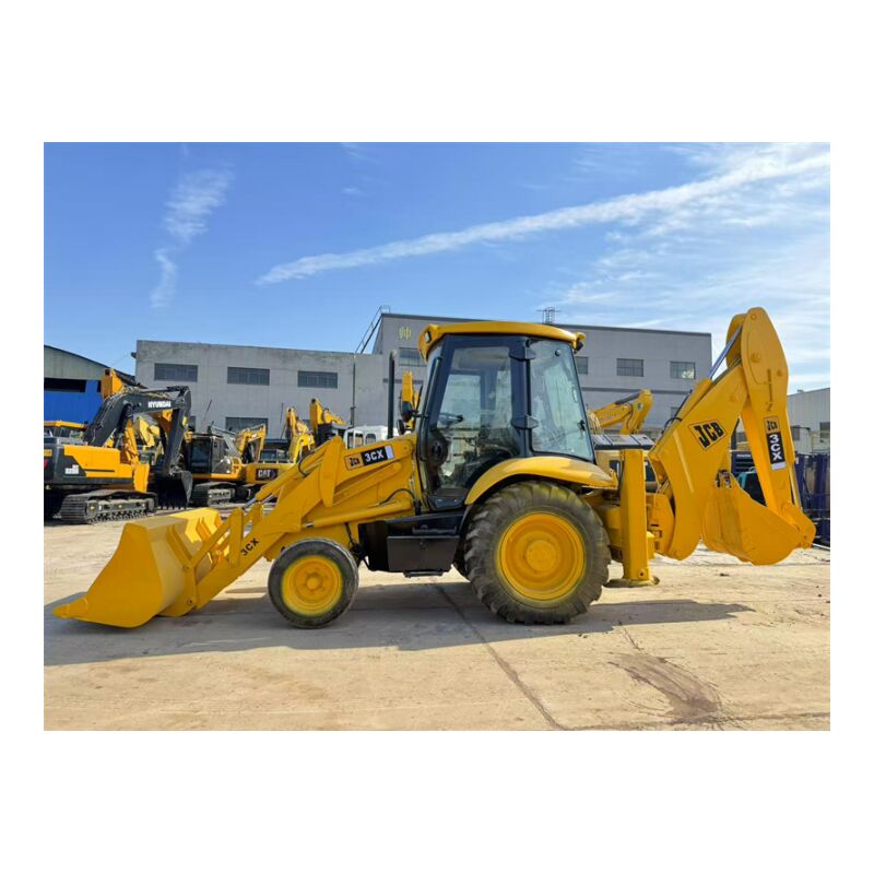 جرافة حفارة JCB 3CX مستعملة بسعة جرافة 1.1 متر مكعب، وقوة 81 كيلو واط، وضمان لمدة عام واحد