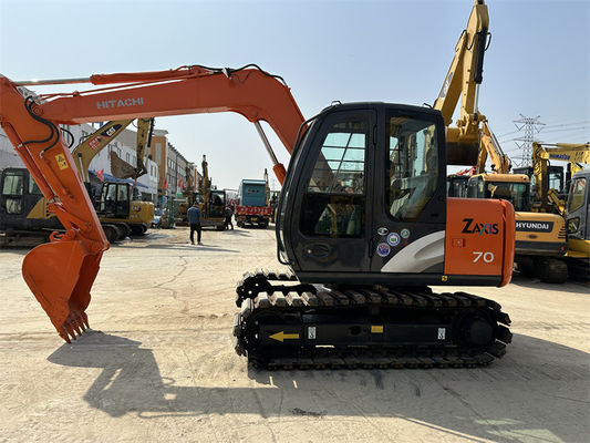 حفرة هيتاتشي ZX70 المصغرة مع مسار المطاط حفرة التعدين 7 طن