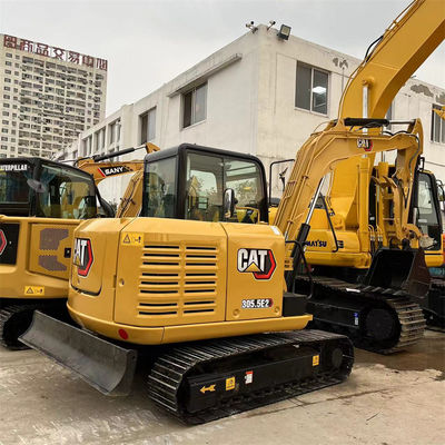 CAT 305.5E2 حفرة صغيرة 5 طن مع إبهام وشفرة