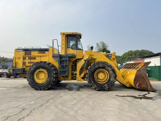 كوماتسو WA600 محمول عجلات مستعملة كوماتسو WA600-3 محمولات الجانب الأمامي